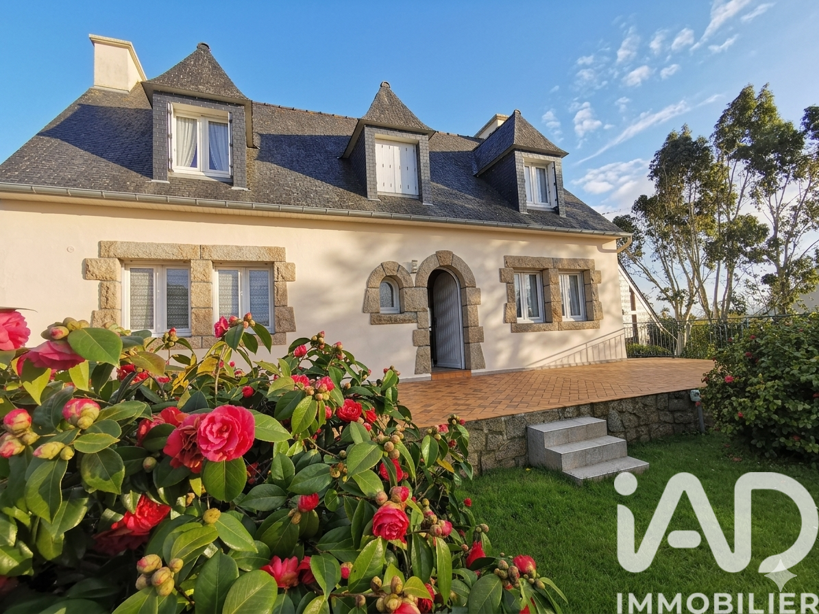 La-Roche-Derrien - 136m² - 7p. - 5ch.