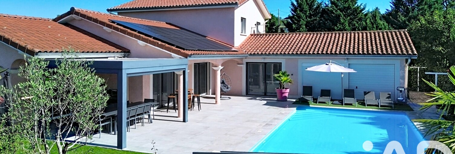 Maison 8 Pièces 236 m² à vendre à Balbigny (42510)