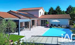 Maison 8 Pièces 236 m² à vendre à Balbigny (42510)