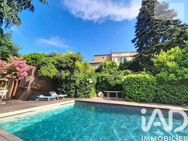 Vente Maison/villa 8 pièces — photo 1
