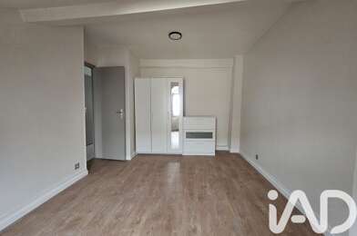 Immeuble  869000 €