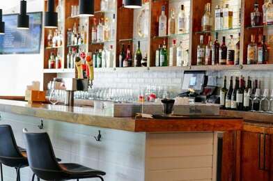 Commerce  139700 €