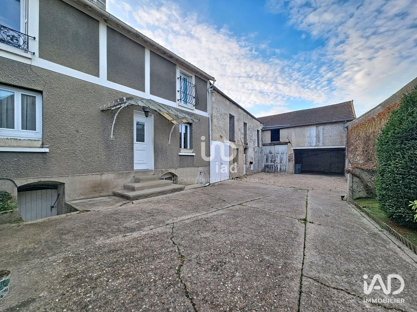 Mezieres-sur-Seine - 300m² - 5p. - 2ch.