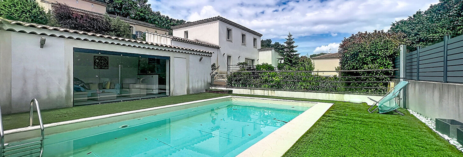 Maison 5 Pièces 150 m² à vendre à Mimet (13105)