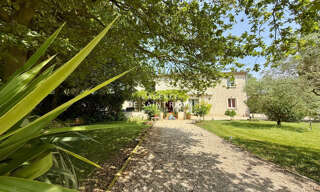 Maison 10 Pièces 377 m² à vendre à Noves (13550)