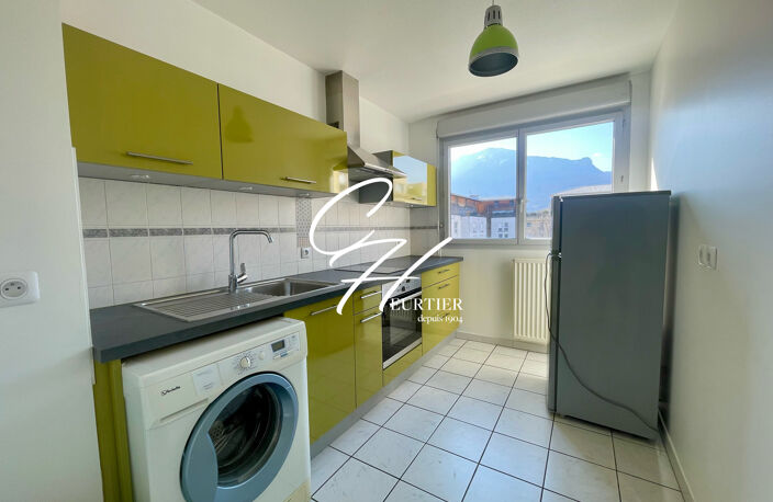 GRENOBLE Appartement 2 pièces VIGNY MUSSET — photo 3