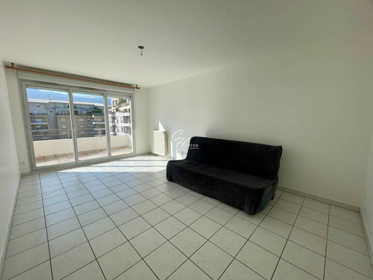 GRENOBLE Appartement 2 pièces VIGNY MUSSET — photo 1