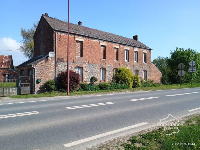 AISNE (02) - VILLERS-LES-GUISE - Ancienne ferme à rénover — photo 1