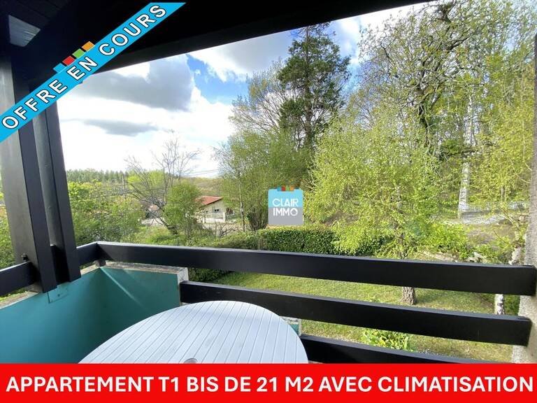 Barbotan-les-Thermes  T1 bis meublé 21m²  Balcon, Parking — photo 1
