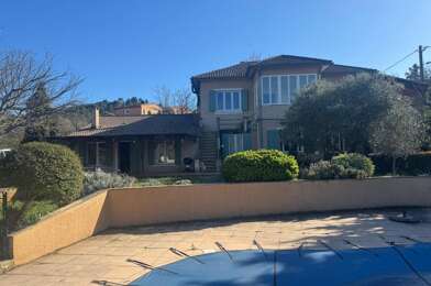 Maison 8 pièces 530000 €