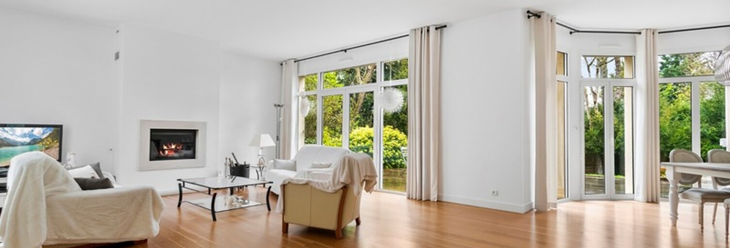 Maison 10 Pièces 295 m² à vendre à L'Étang-la-Ville (78620)