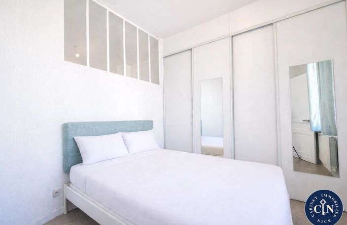 APPARTEMENT 2 PIÈCES – RÉNOVÉ – COUP DE CŒUR – LE PORT — photo 5