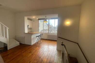 Appartement 4 pièces 1270 €