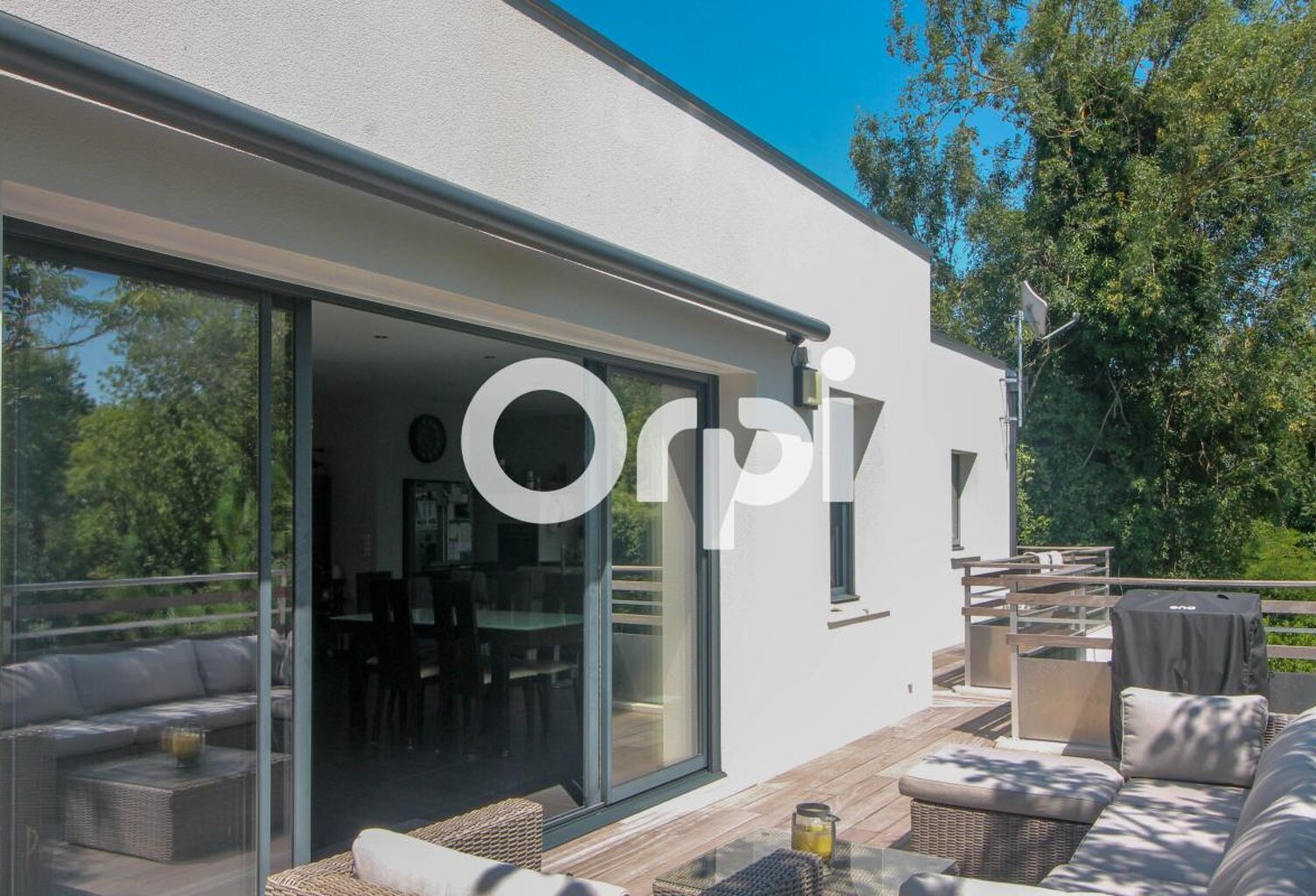 Maison d'Architecte - 17450 SAINT-LAURENT-DE-LA-PRÉE — photo 1