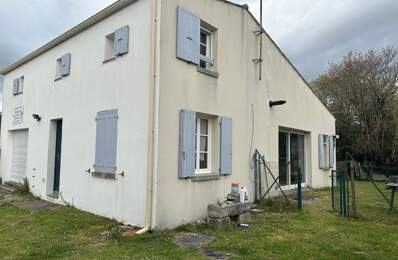 Maison À Vendre au cœur du village de Courcoury — photo du bien