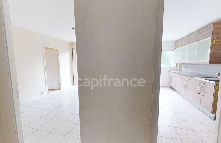 3 pièces 58 m² avec balcon et cave, proche gare — photo 4