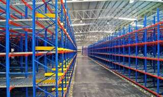 Bureau 1 Pièce 1700 m² à louer à Vénissieux (69200)