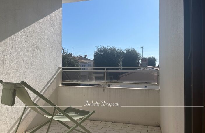 EXCLUSIVITE - Appartement T3 - Duplex lumineux – Dernier étage – Balcon plein sud – Parking – Quartier Arago - Les Sables-d’Olonne — photo 2