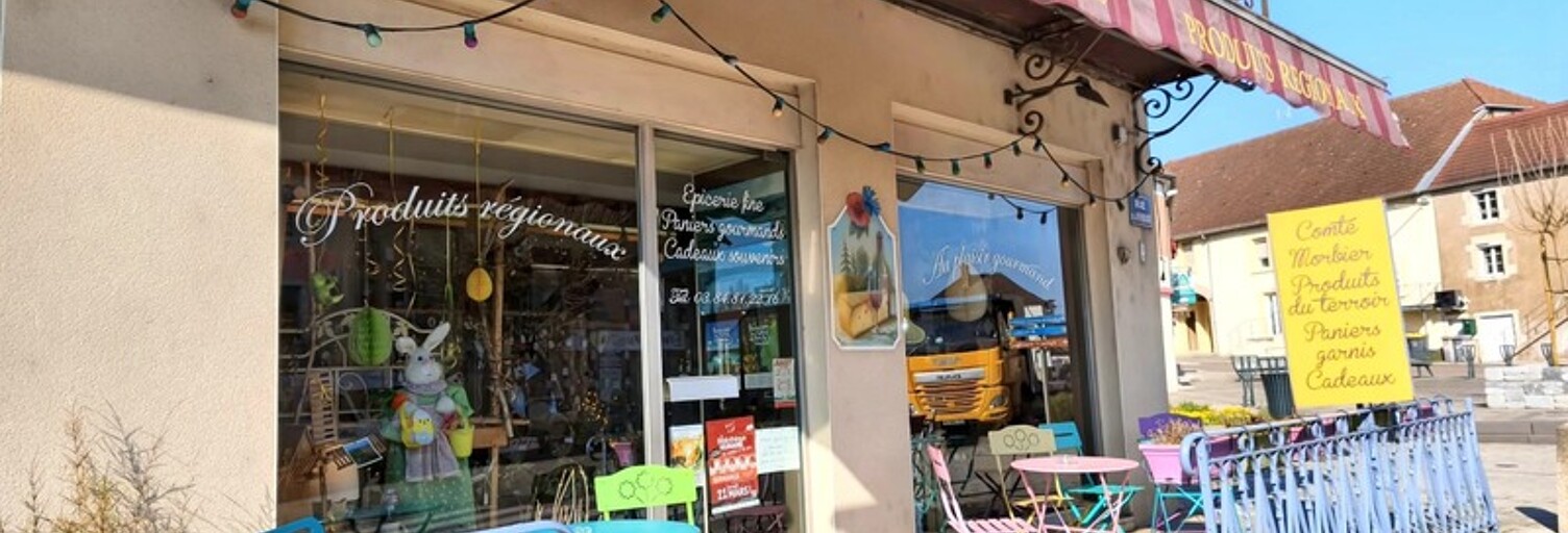 Commerce 2 Pièces 56 m² à vendre à Orchamps (39700)