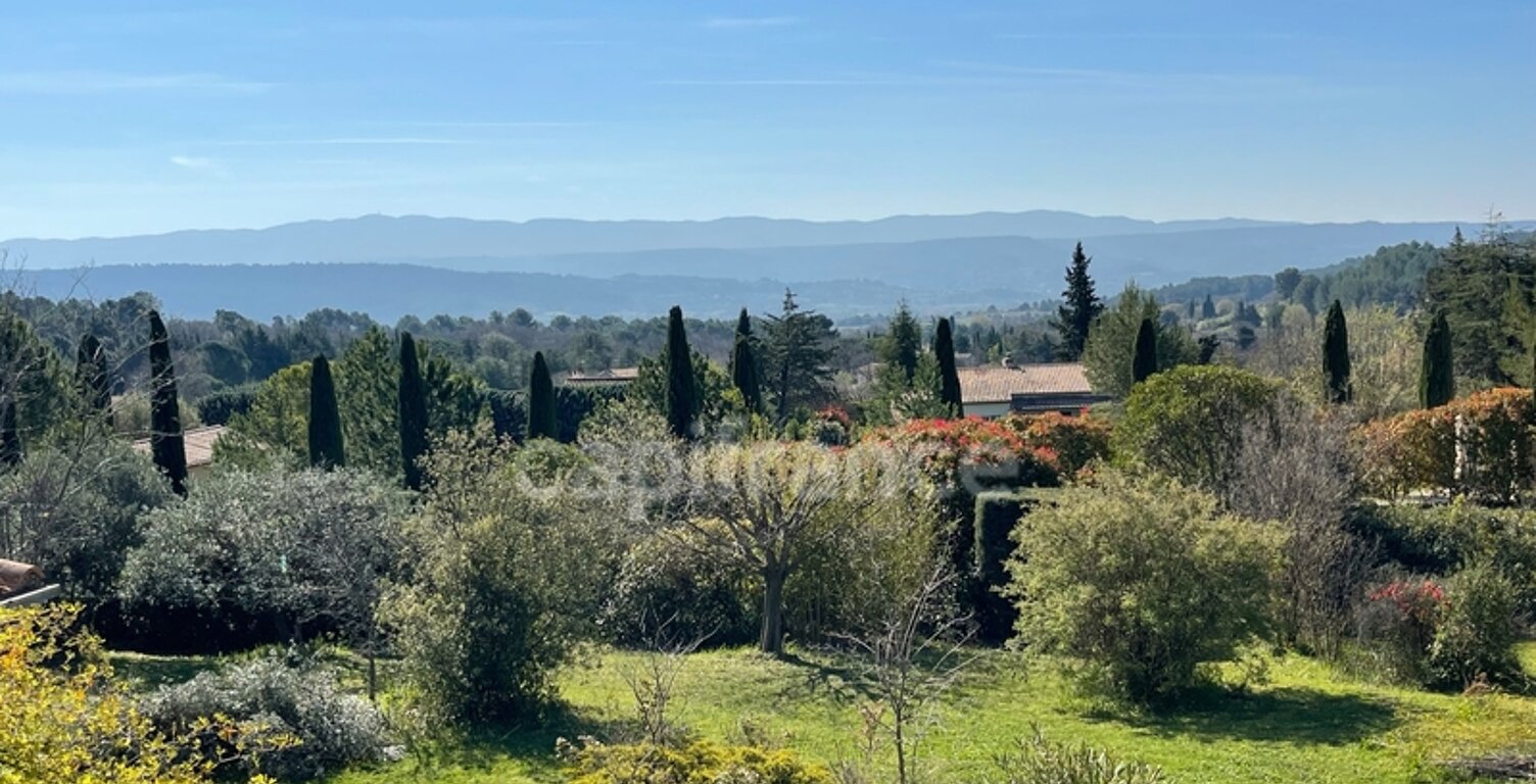 À VENDRE – Superbe maison avec vue exceptionnelle à Saint-Saturnin-lès-Apt 84490 — photo 1