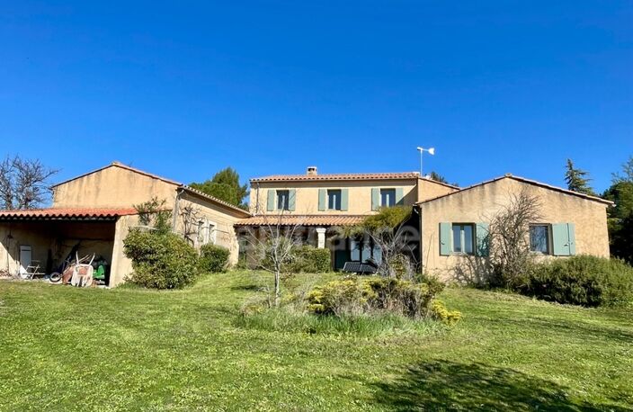 À VENDRE – Superbe maison avec vue exceptionnelle à Saint-Saturnin-lès-Apt 84490 — photo 2