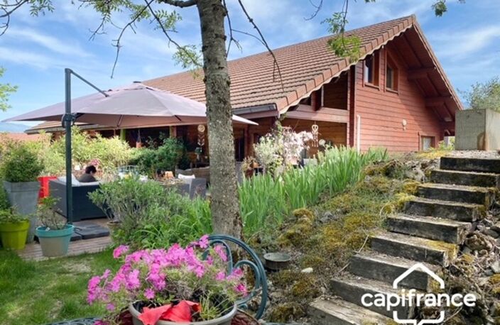 01300 CUZIEU MAISON BOIS MASSIF TYPE CHALET, 146 m² ,PLAIN-PIED TERRASSE, GARAGE,PISCINE, TERRAIN 1100 M2 — photo 2