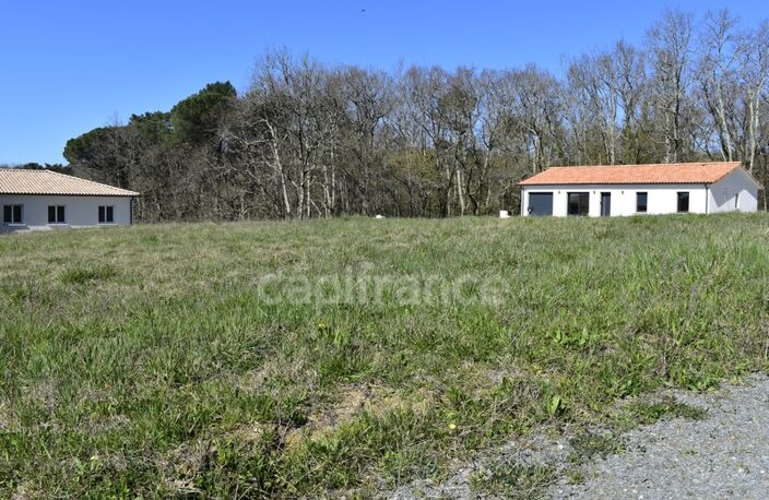 Terrain 750 m² à CURSAN (CREON) — photo 4