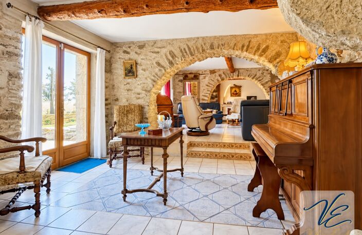 Domaine de caractère – 46 ha, mas en pierre, vignoble bio AOC, gîtes et piscine – Minervois — photo 5