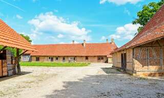 Maison 14 Pièces 201 m² à vendre à Saint-Germain-du-Bois (71330)