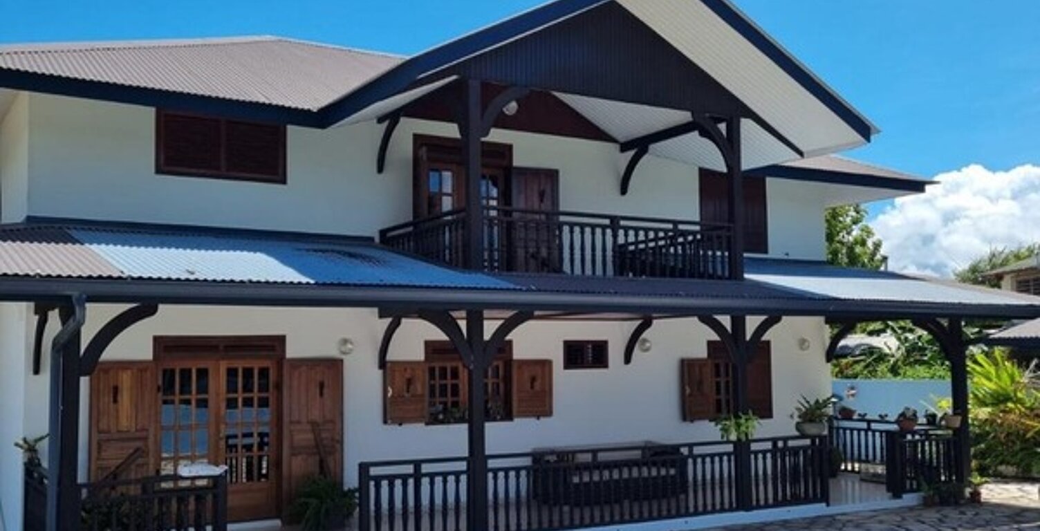 Maison à vendre 5 pièces REMIRE MONTJOLY (973) — photo 1