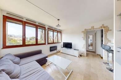 Appartement 2 pièces 856 €