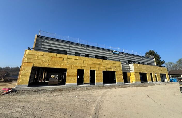 Local commercial  à vendre CHIGNIN (73) - 94,52 M2 - Bonne visibilité - Stationnements — photo 2