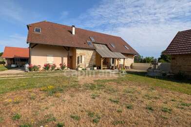 Maison 9 pièces 352000 €