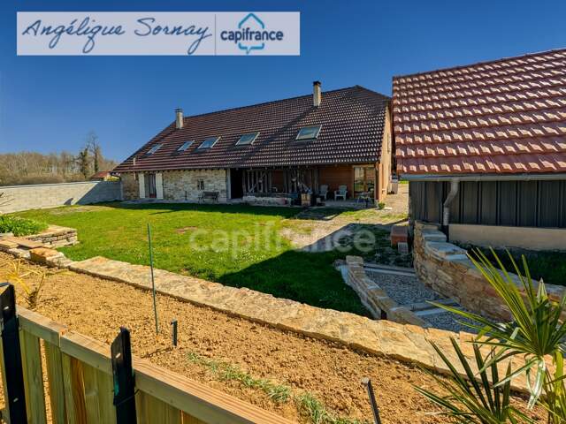 À VENDRE – UNE PROPRIÉTÉ AVEC DEUX LOGEMENTS INDÉPENDANTS– à 5 minutes de CHAUMERGY — photo du bien