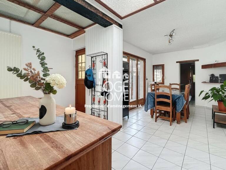 COQUETTE MAISON DE VILLAGE EN SEMI PLAIN PIED OFFRANT 2 CHAMBRES JARDIN GARAGE — photo 1
