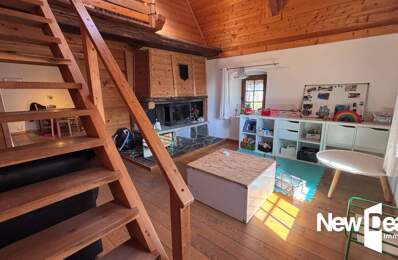 GRAND APPARTEMENT DANS MAISON DE PAYS avec travaux à réaliser  - 4 pièces - 3 CHAMBRES - TERRASSE- 2 places de parking Extérieures — photo du bien