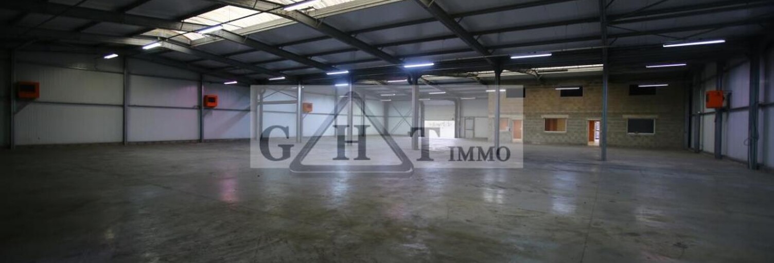 Local industriel  1570 m² à vendre à Beaumont-sur-Oise (95260)
