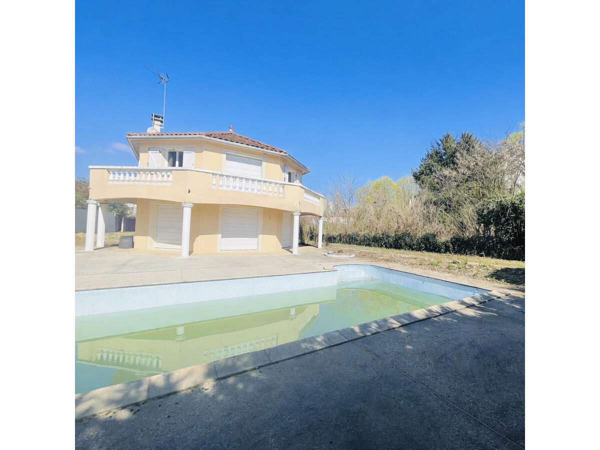 Villa / Maison  T4 à vendre Pont-de-Chéruy 38230