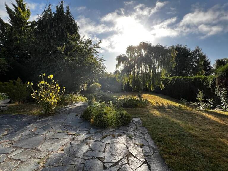 À vendre – Belle maison familiale de 7 pièces avec vue dégagée sur la campagne — photo 1
