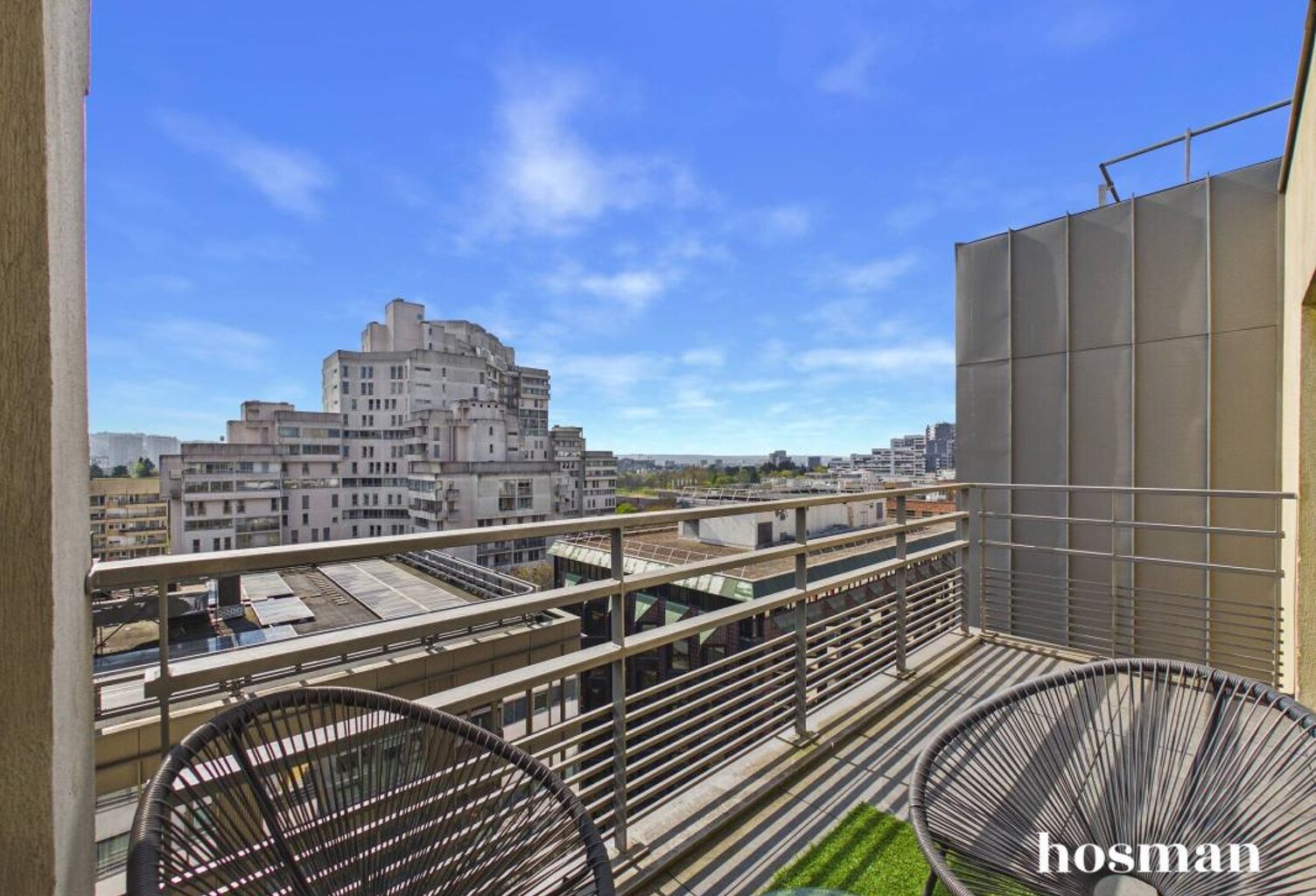 Coup de cœur : 4 pièces lumineux avec balcon, parking et cave — photo 1