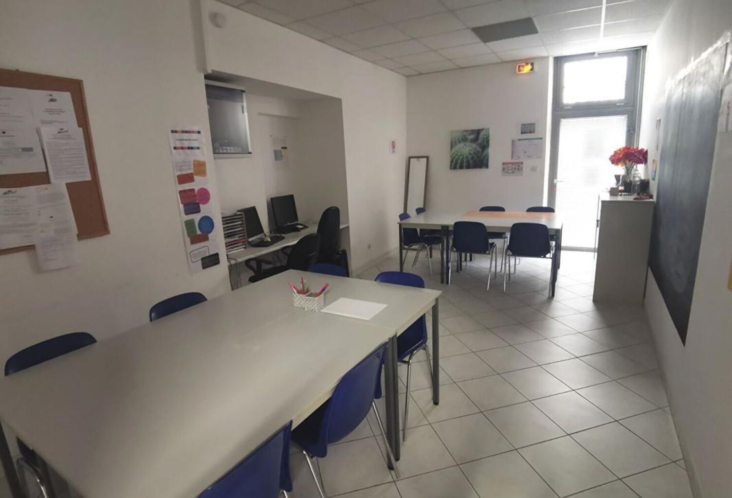 Local commercial en centre ville de Beaucaire — photo 1