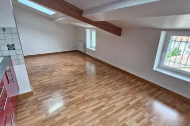 Appartement 3 pièces 775 €