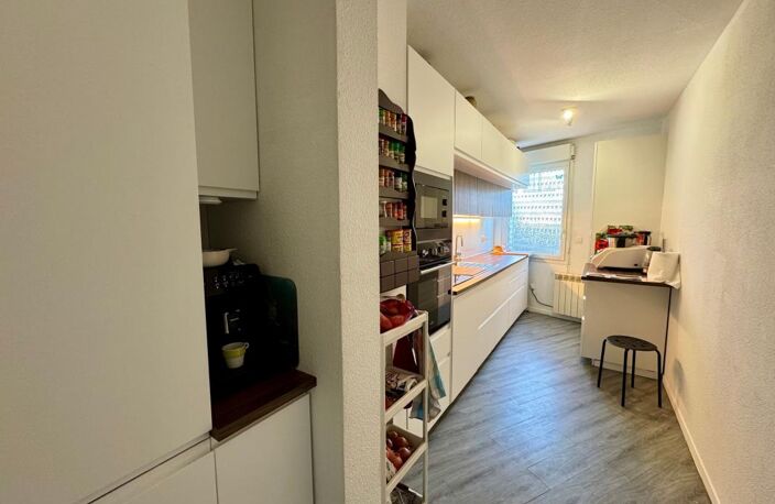 Appartement À Vendre — photo 2