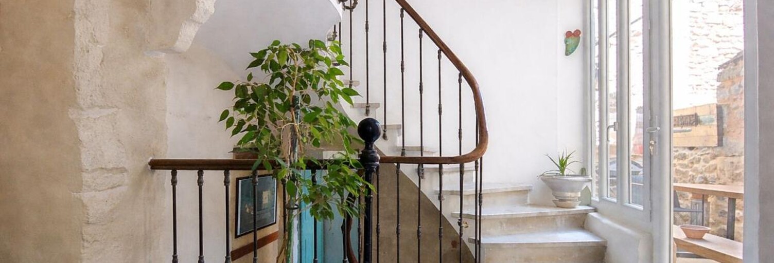 Maison 8 Pièces 207 m² à vendre à Entre-Vignes (34400)