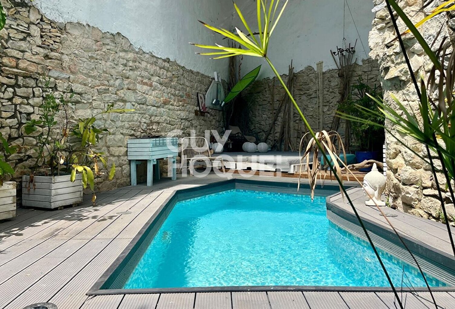 Calvisson, Maison de village, piscine et garage — photo 1