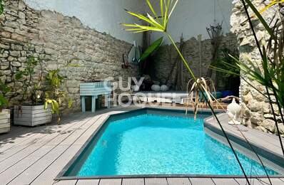 Calvisson, Maison de village, piscine et garage — photo du bien