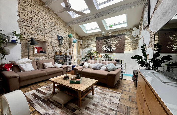Calvisson, Maison de village, piscine et garage — photo 3