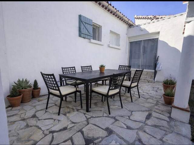 A vendre maison T4 de plain-pied au calme gros potentiel. 83190 Ollioules — photo du bien