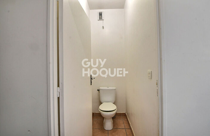 Appartement de type T2 de 45 m²  avec cave & Garage, Villeurbanne (69100) — photo 5