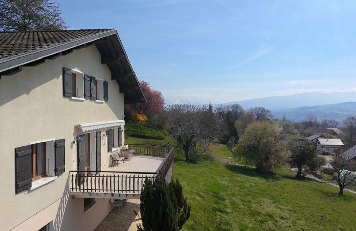À VENDRE – SAINT-EUSÈBE (74150) - Maison familiale avec vue panoramique — photo 2